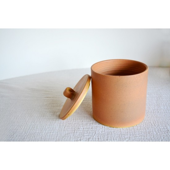 Borcan ceramic cu capac pentru maia - Caramel, 1l