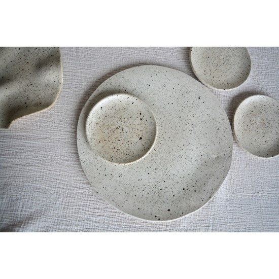 Farfurie rotundă mică – Crem Speks, diametru 14 cm