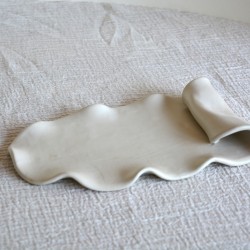 Farfurie / Tavă asimetrică M – Cream, 21 x 13 cm