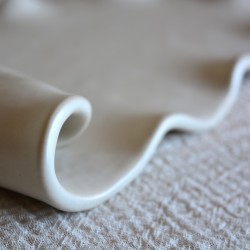 Farfurie / Tavă asimetrică M – Cream, 21 x 13 cm