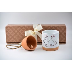 Cutie cadou Tradițională Maro - 1 pahar amprente + clopoțel
