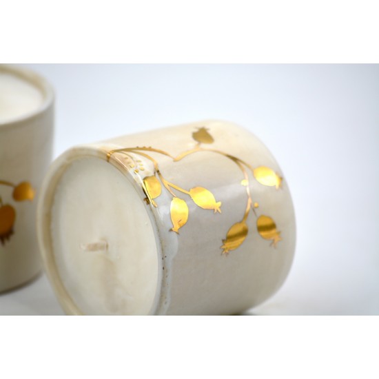 Lumânare parfumată cu suport ceramică - Gold Spring Mist (Bujori), 28 h